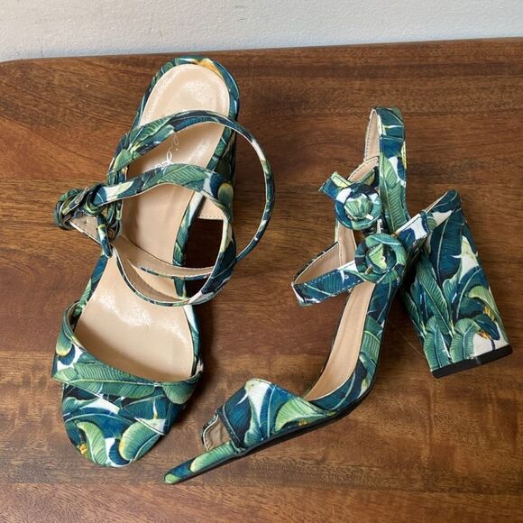 Qupid Green and Blue Heels with Wrap around Ankle Design - Picture 11 of 11